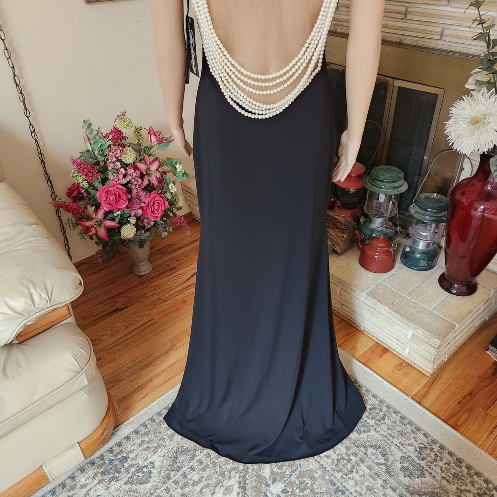 Stunning La Femme 19814 Pearl-Back Jersey Gown Size 6 Black - Picture 4 of 13